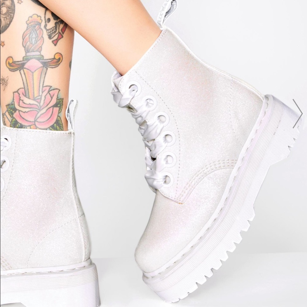 Sold Dr martens white glitter molly boots - Picture 4 of 8